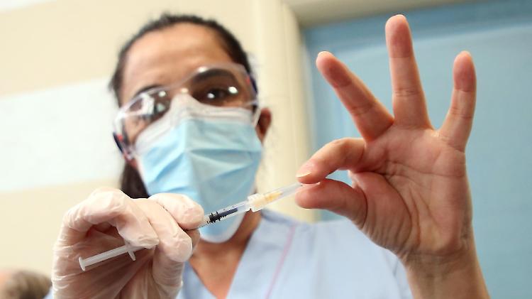 Vaccinazioni Lombardia: adesione all'84% e ciclo completo per il 72% 