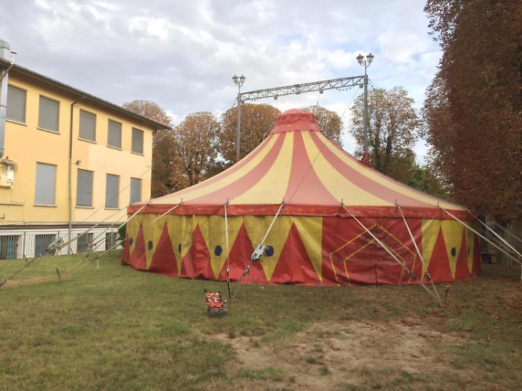 Teatro e laboratori: chapiteau al Bosco ex Parmigiano
