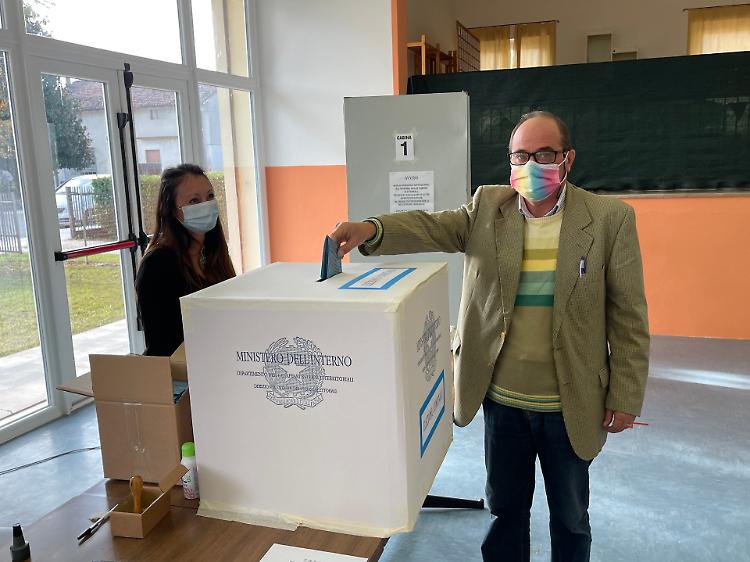 San Martino del Lago, Dino Maglia confermato sindaco