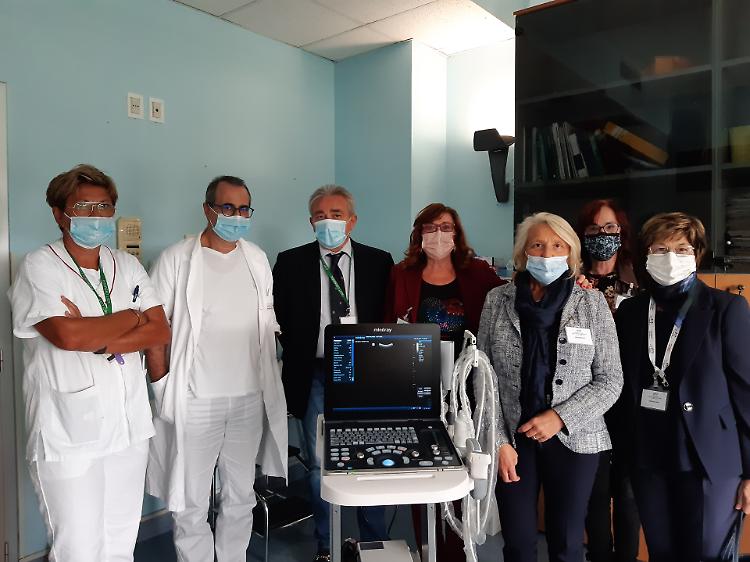 Ematologia, l'Ail Cremona dona un ecografo di ultima generazione