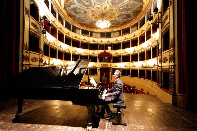 Teatri cremonesi: «Siamo sicuri, la capienza al 100% è una prova»