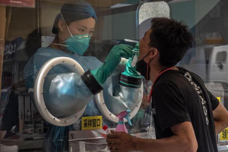 Covid: Cnn, Cina esaminerà campioni sangue del 2019 a Wuhan