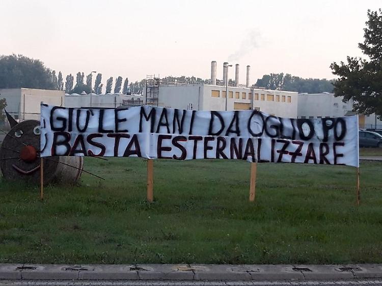"Giù le mani dall'Oglio Po", protesta a tutela del presidio ospedaliero