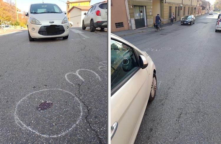 Mamma e figlia investite in via Pippia, 75enne in gravi condizioni