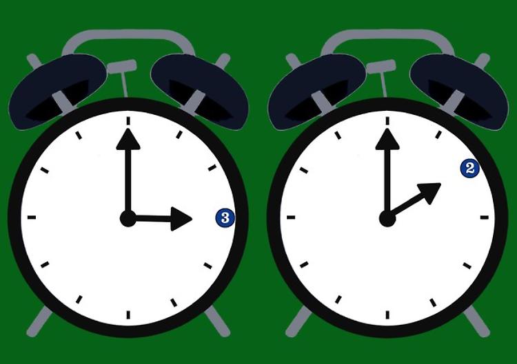 Stanotte torna l'ora solare: si dorme un'ora in più