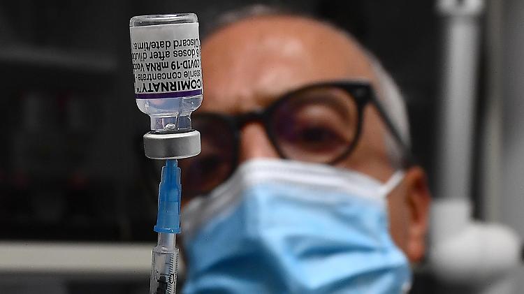 Terza dose, in provincia 11 farmacie in azione da mercoledì