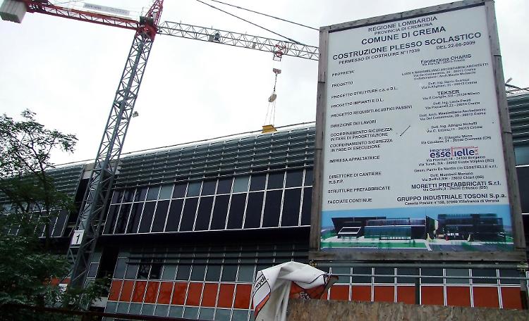 Ex scuola di Cl, casa di riposo anziché aule