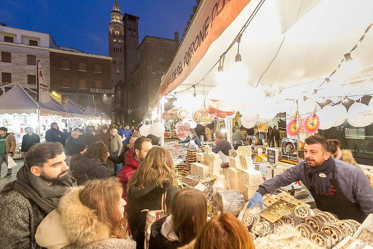 Festa del Torrone 2021: 'Dulcis in Fundo' e l'omaggio a Mina