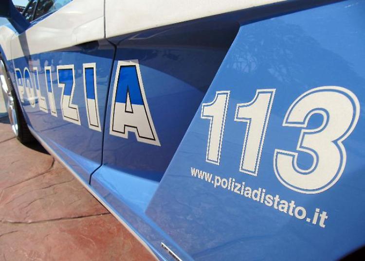 Terrorismo: 19enne arrestata a Milano dalla Polizia