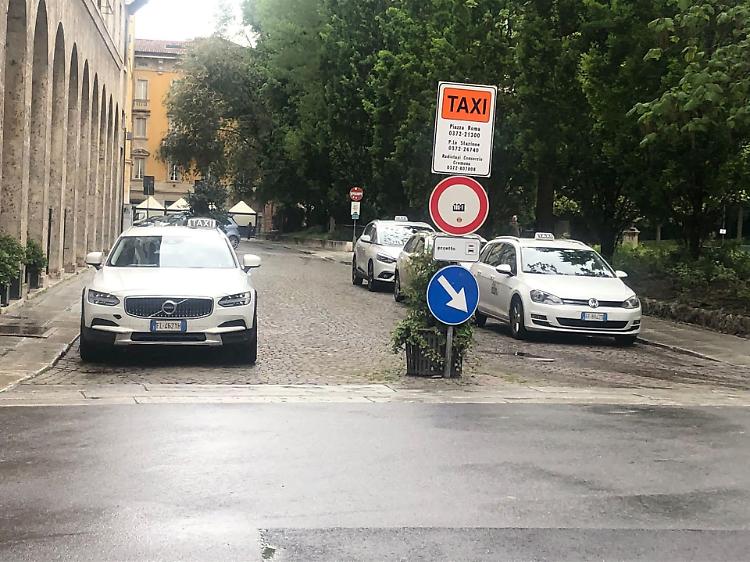 CNA, Settore taxi: mercoledì 24 novembre sciopero a Cremona