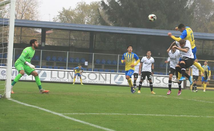 Pergolettese straripante, per la Pro Vercelli non c'è scampo (3-0)