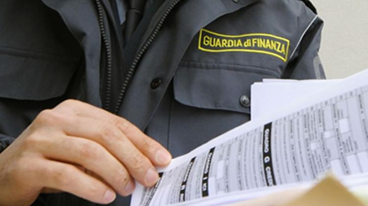 Evasione fiscale: 4 arresti, anche un giudice tributario. Perquisizioni a Cremona