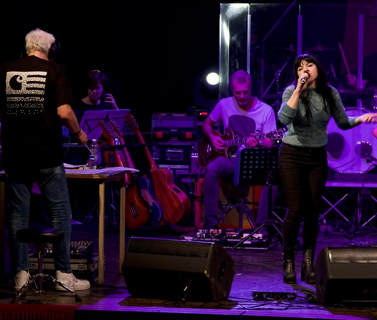 80VogliaDiMina, prove in corso al Sociale