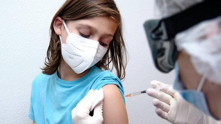 Vaccini: in Lombardia 16.145 prenotazioni under 12 in prime ore