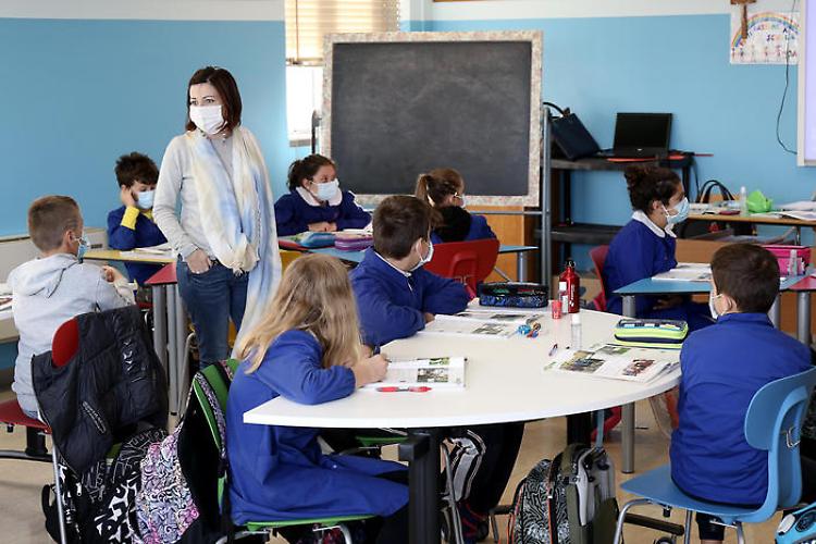 Scuola: scatta l'obbligo vaccinale, pronta la circolare