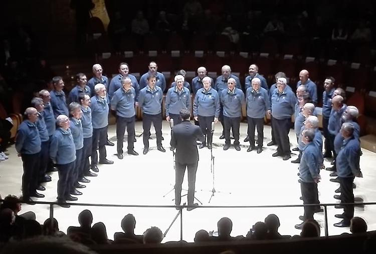 Concerto dI auguri con il Coro del CAI 