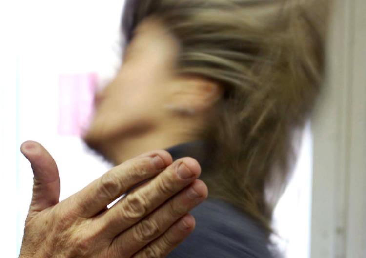 Minacce, botte e corda intorno al collo: condannato l’ex marito