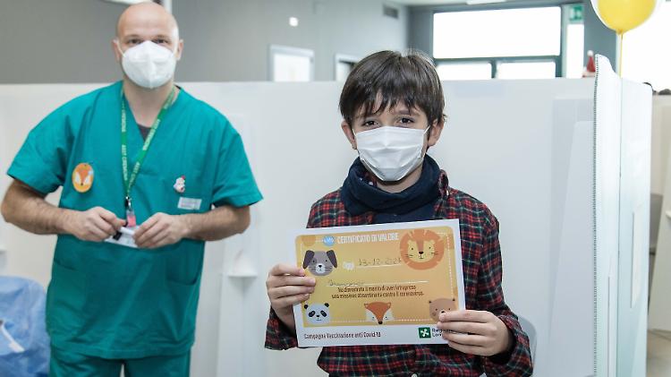 Bambini coraggiosi e generosi: "Ci vacciniamo per noi e per gli altri"
