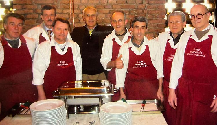 Addio a Santo Compiani, macellaio di via Manini