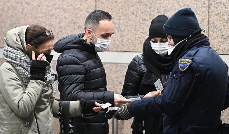 Green pass: a Natale effettuati 65mila controlli, 262 sanzioni