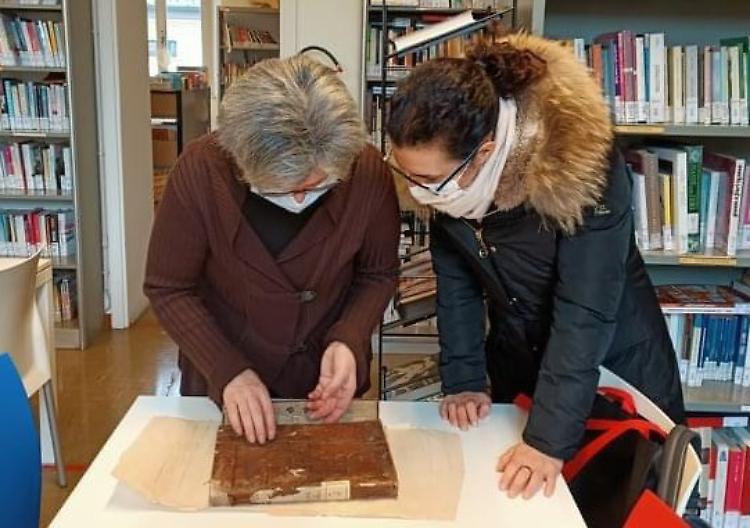 Pizzighettone, un registro del XVII secolo restaurato con le donazioni