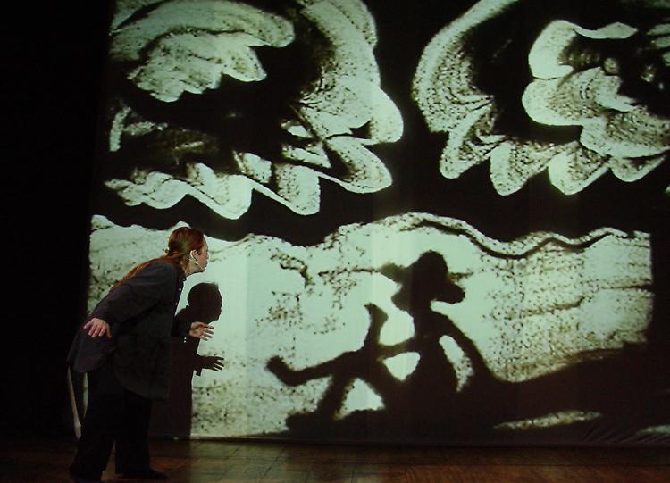 "Accadueo", spettacolo teatrale di Vania Pucci per bambini dai 3 ai 10 anni