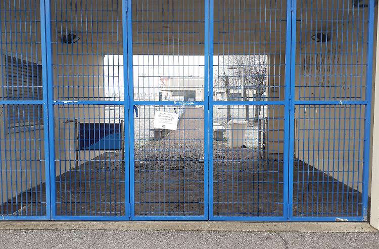 Piscina ancora chiusa: Comune pronto all'azione legale