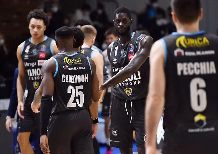 Basket serie A, Vanoli che spreco enorme: Trieste passa nel recupero (75-80)