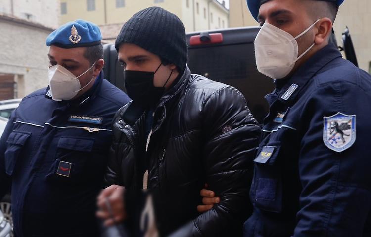 Delitto Tanzi, Mallardo in tribunale. L'ex rivive l'orrore: "Patrick aveva il diavolo dentro"