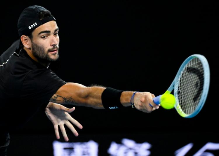 Tennis: Australian open; Carreno Busta ko, Berrettini vola ai quarti