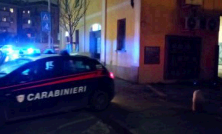 Corpi senza vita da oltre una settimana, l'autopsia potrà fare chiarezza