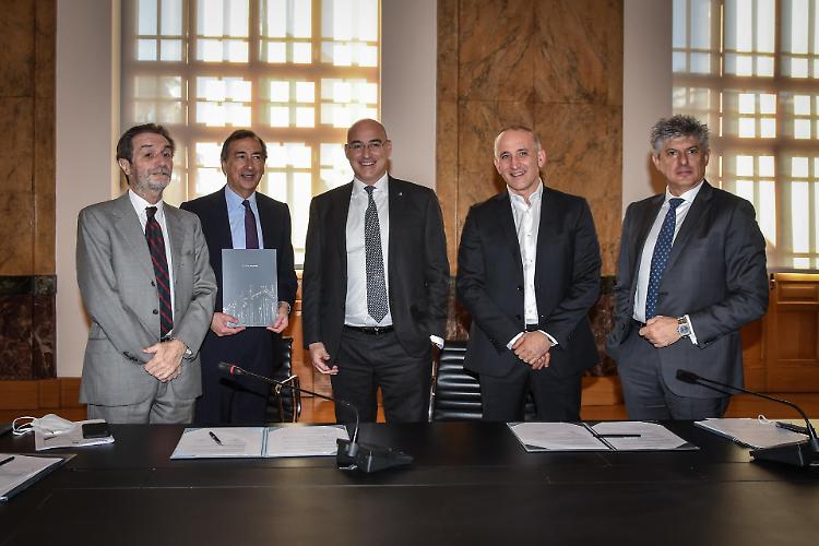 Sviluppo sostenibile, accordo A2A-Polimi, Fontana: "Intesa nel segno del Piano Lombardia"