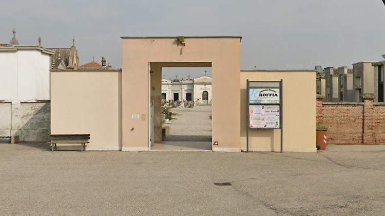 Vandalismi, strappati i cavi elettrici del cimitero di Cogozzo