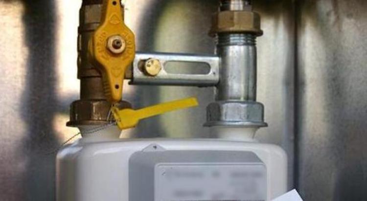 Contatore del gas manomesso, denunciato per furto aggravato