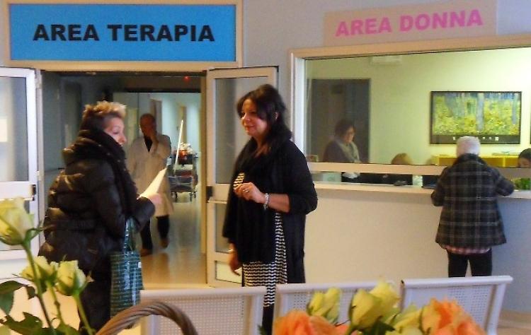 L’appello di 150 donne e uomini a Letizia Moratti «No alla riorganizzazione»