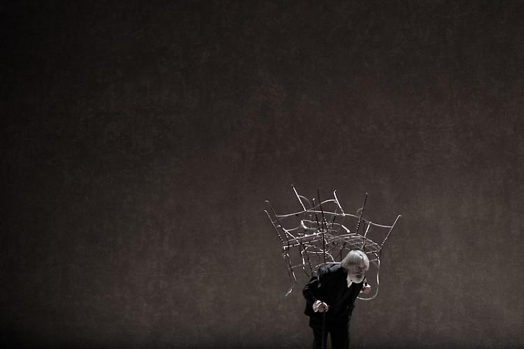 Teatro: "Il giardino dei ciliegi" di Anton Pavolovič Čechov
