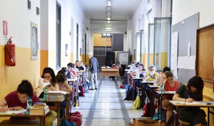 Maturità: firmate ordinanze, 7 tracce per prima prova scritta