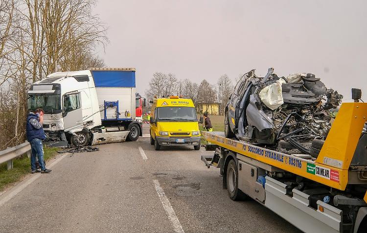 Tragico schianto a Ospitaletto, muore Giuseppe Gesmundo di Bozzolo