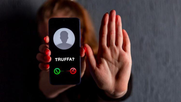 Truffa del catalogo: occhio ai sondaggi telefonici