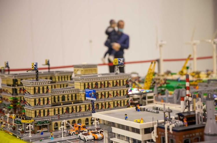Cremona&Bricks colora la città di mattoncini