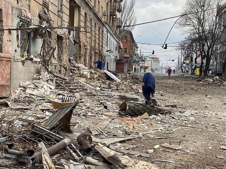 Ucraina, l'accusa di Kiev: "Donne stuprate e uccise"
