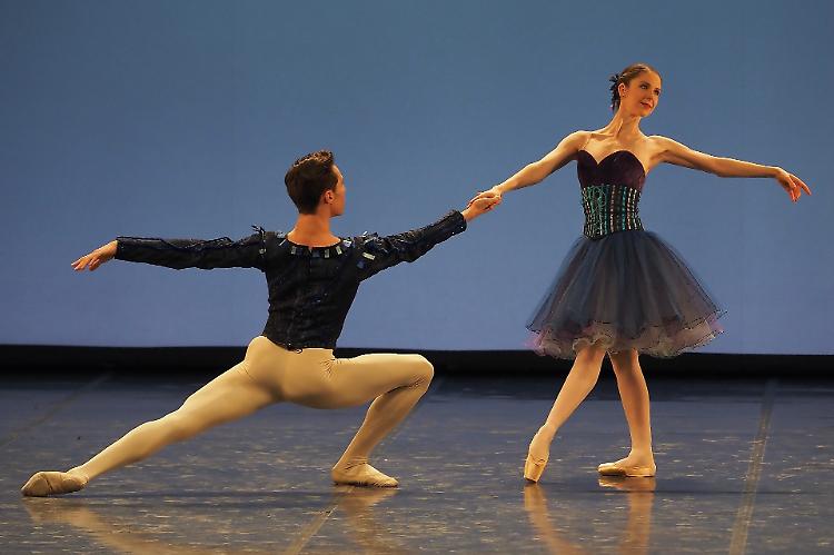 DIRITTODICRITICA: &laquo;Les Italiens de L'&ograve;pera&raquo;,  le recensioni degli studenti