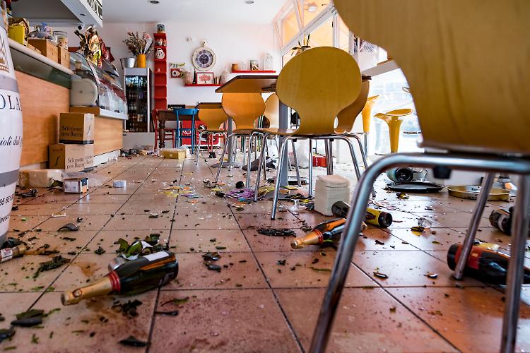 Raid al bar Festival, individuato l'autore del furto e del danneggiamento