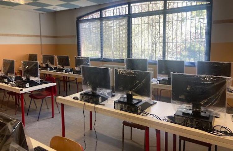 Scuole sempre più connesse: 1,5 milioni per le aule «tech»