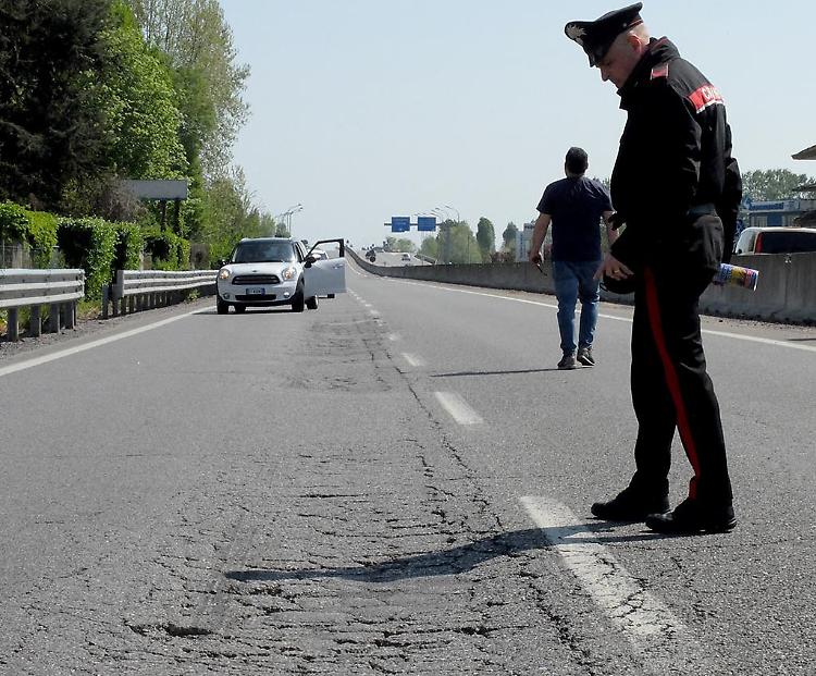 «Una strada a dir poco scandalosa. E Alexandra è morta»