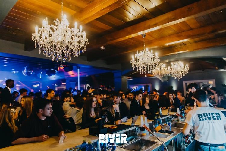Con il Saturday Night del River House Club si balla tutta la notte