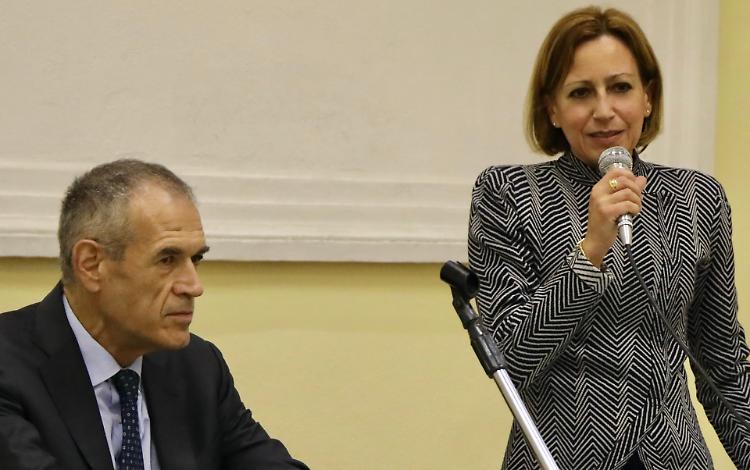 Cottarelli, la sua lezione: «Ragazzi, alzate la voce»