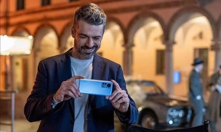 E Luca Argentero porta la città in televisione