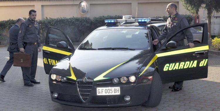 Reddito di cittadinanza, due arresti in provincia