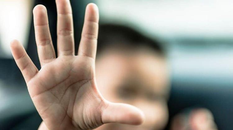 Viola il divieto di avvicinarsi alla moglie, arrestato un cittadino straniero di 53 anni